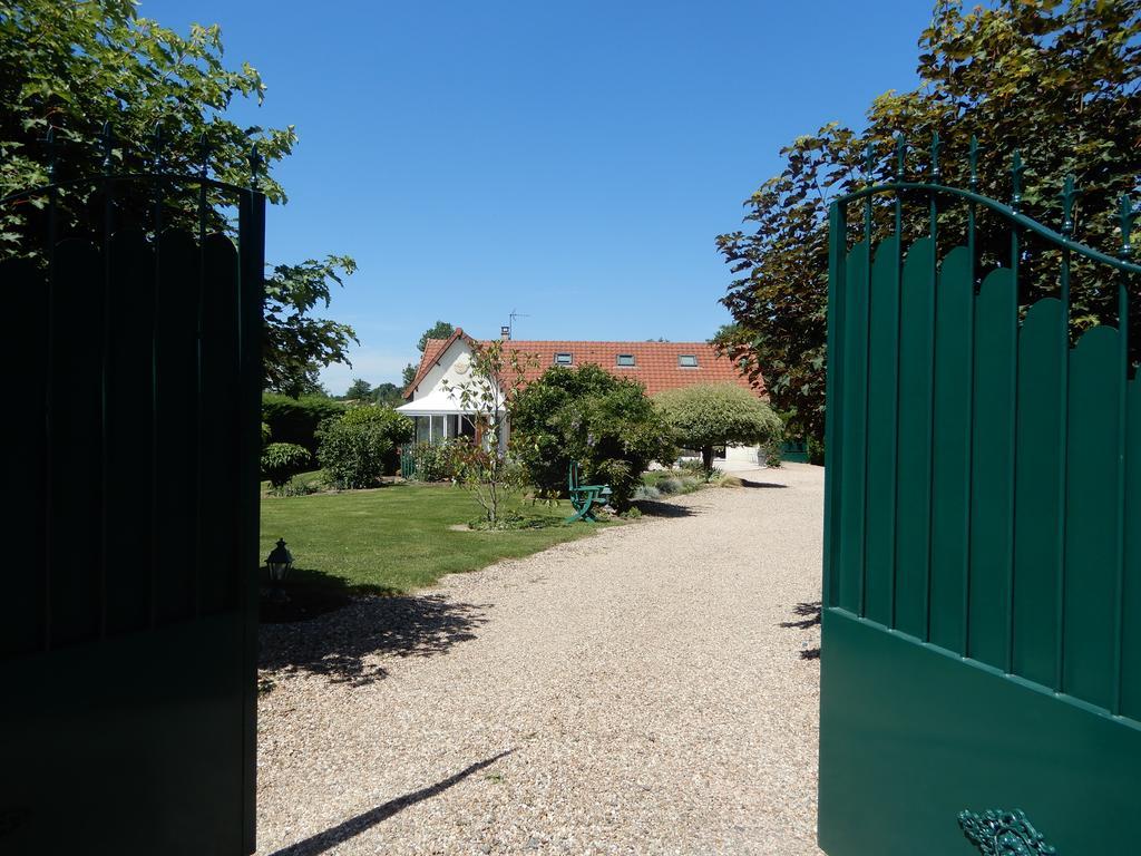 Bed and Breakfast Chez Marie Cercy-la-Tour Exterior foto