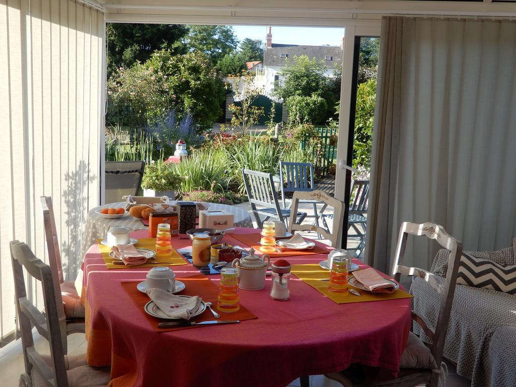 Bed and Breakfast Chez Marie Cercy-la-Tour Exterior foto